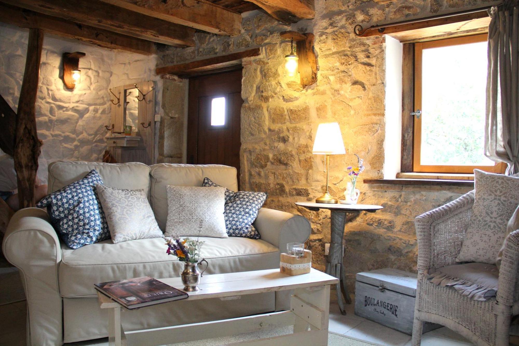 Saint-Priest-des-Champs 라 벨 아메 B&B 객실 사진